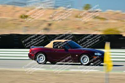 media/Dec-13-2025-Extreme Speed (Sat) [[d129ecb0b9]]/Beginner/Session 1 (Turn 2)/